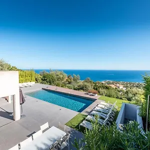  Villa Vue Panoramique Sur La Baie De St Tropez